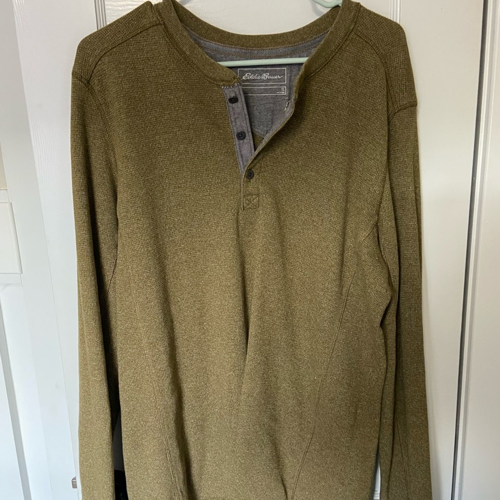 Eddie Bauer Henley Thermal